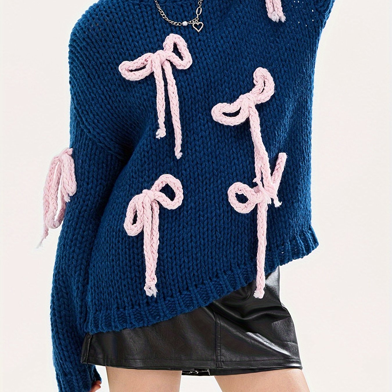 Women'S Crewneck Knit Sweater with 3D Bow Detail - Casual Polyamide Pullover for Fall\u002FWinter, Solid Color Long Sleeve Knitwear