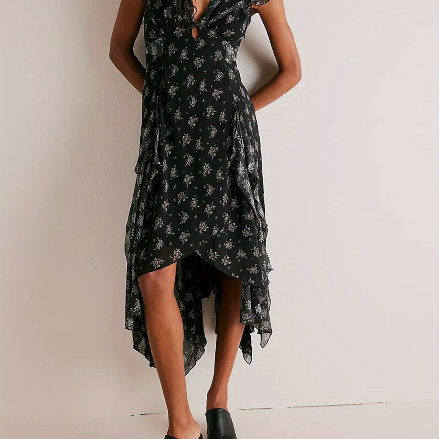 Women Summer Casual Midi Dress Floral Print Ruffles Fly Sleeve V-Neck Dress Fashion Holiday Beach Dress
