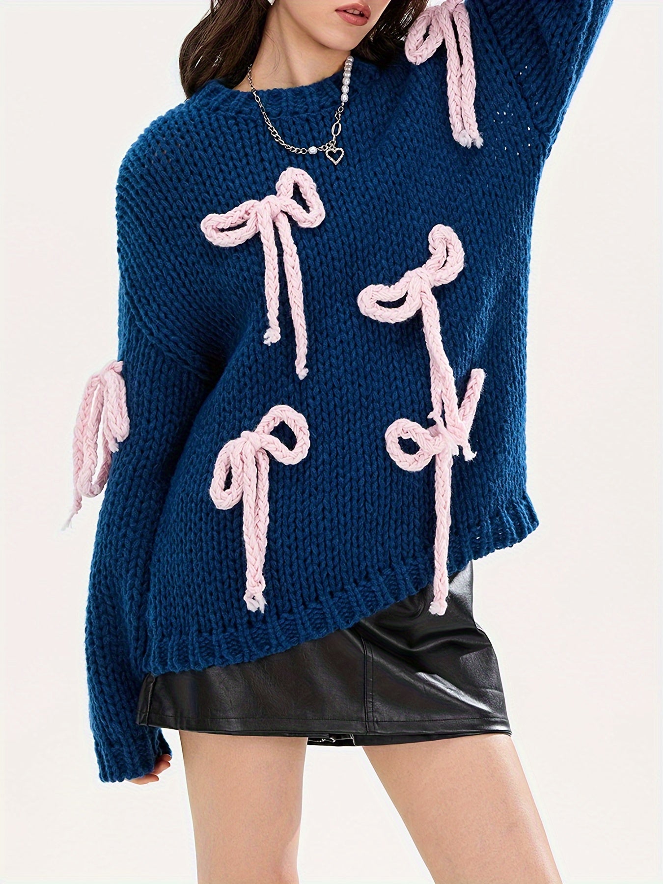 Women'S Crewneck Knit Sweater with 3D Bow Detail - Casual Polyamide Pullover for Fall\u002FWinter, Solid Color Long Sleeve Knitwear