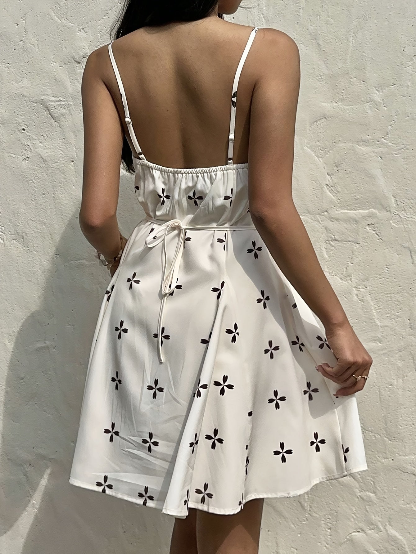 Women'S Sleeveless Floral Print Dress - Chic Strapless Mini Dress with Button Details, Perfect for Spring\u002FSummer, Casual to Formal Wear, Casual Dressing | Floral Print Dress | Sleeveless Dress